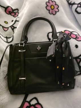 Simply Vera Wang Black Leather Hand Bag